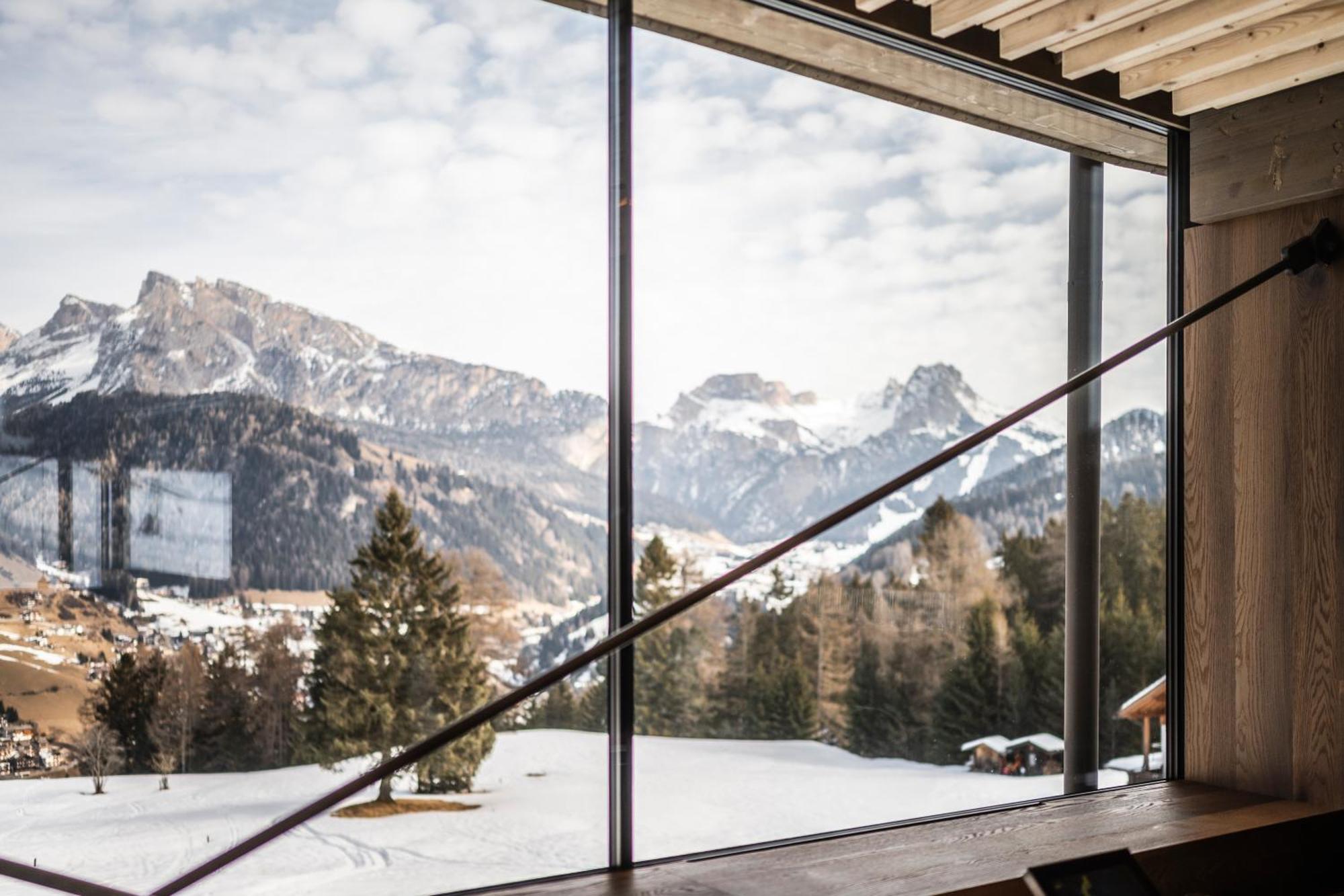 Отель Cendevaves Alpine Silence Santa Cristina Val Gardena Экстерьер фото